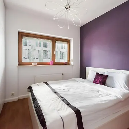 شقة Pole Mokotowskie Spacious By Bookinghost وارسو